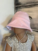 Gorro Piluso Protección UV Pink & white con regulador - hupoo