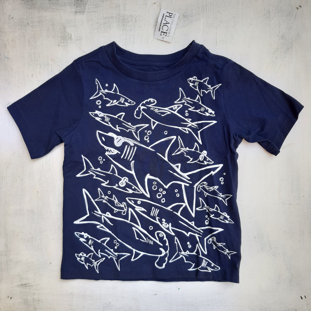 Remera THE CHILDRENS PLACE  Sharks Graphic Tee