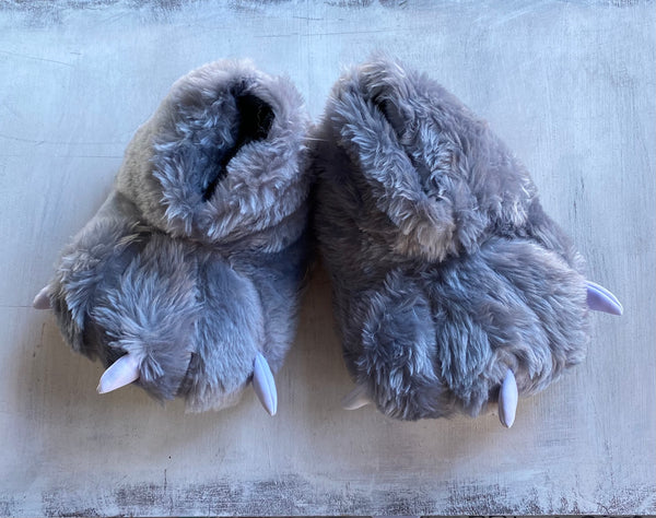 Pantuflas de Piel Garras Gris