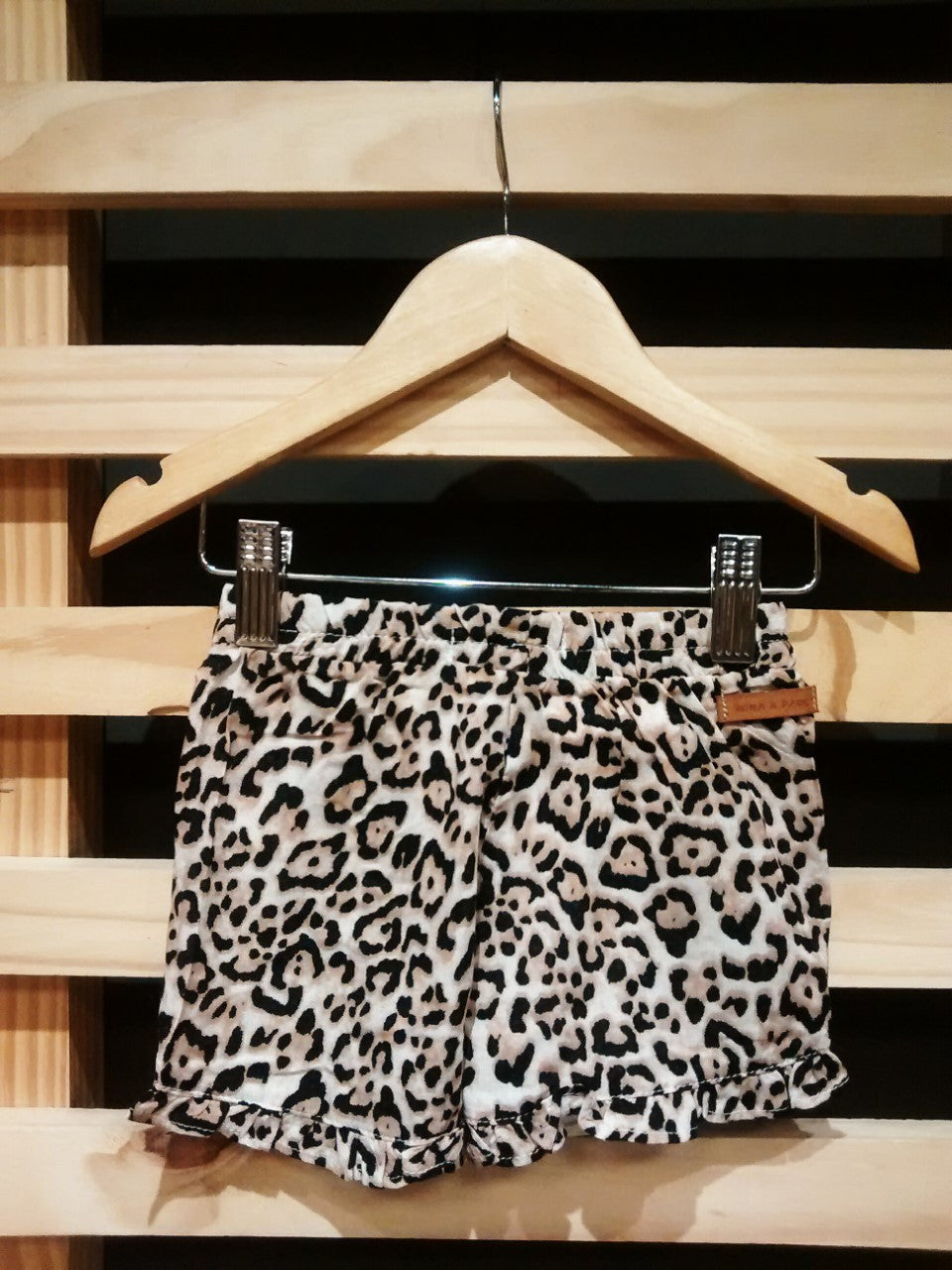 Dalmatian outlet print shorts
